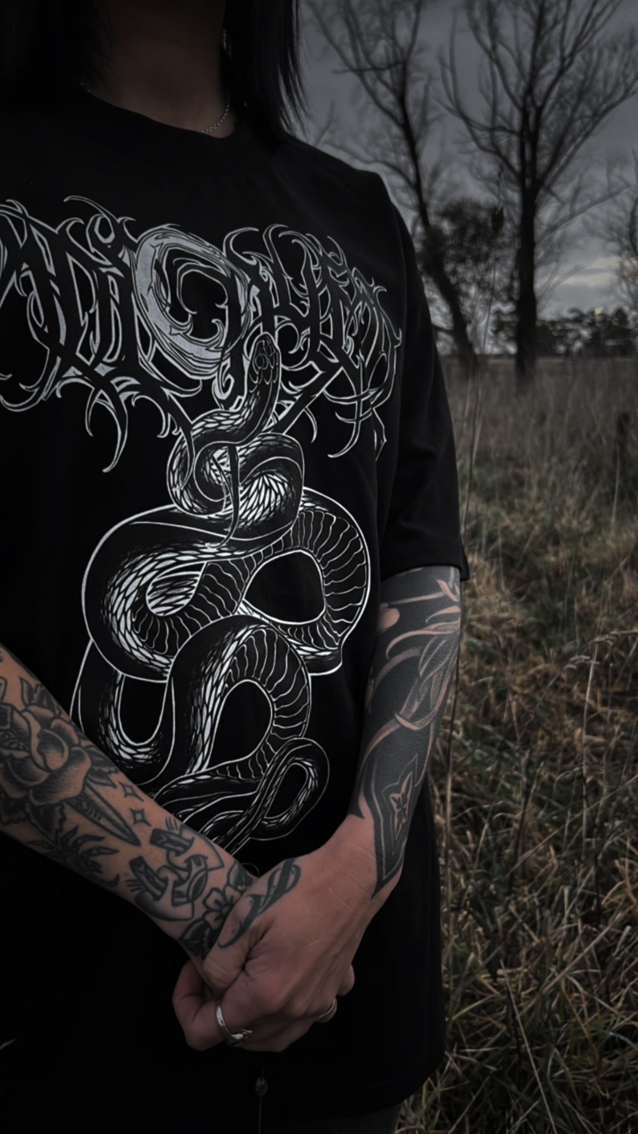 SNAKE TEE
